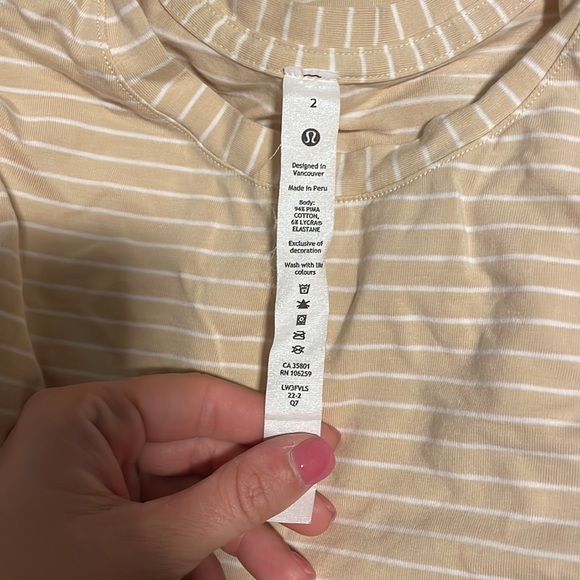 Lululemon stripe crew neck 2 - Picture 4 of 6